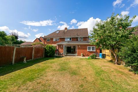6 Barnfield Gardens, Kingston Upon Thames, KT2 5RJ