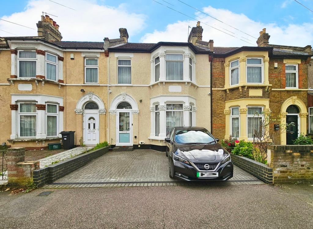 Cecil Road, ILFORD, IG1 3 bed terraced house for sale £550,000