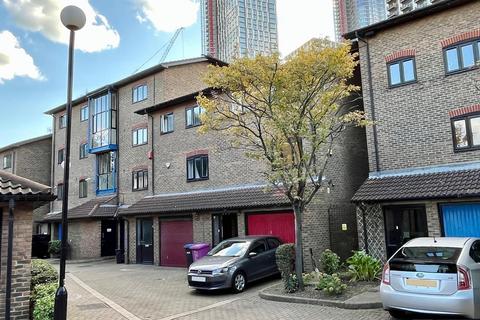 5 bedroom townhouse to rent, Lancaster Drive, Canary Wharf E14