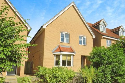 4 bedroom detached house for sale, Tarragon Walk, Red Lodge IP28