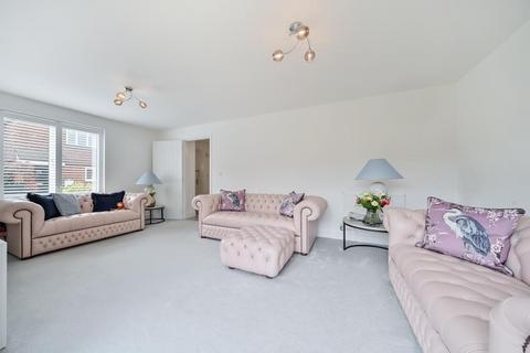 4 bedroom detached house for sale, West End,  Surrey,  GU24