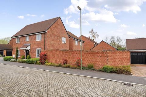 1 Gordon Place, West End, Woking, GU24 9GH