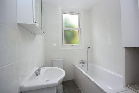 3 bedroom ground floor maisonette for sale, Langton Road, LONDON, NW2