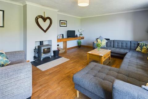 4 bedroom semi-detached house for sale, Carreg Yr Onnen, Trefin, SA62 5AG