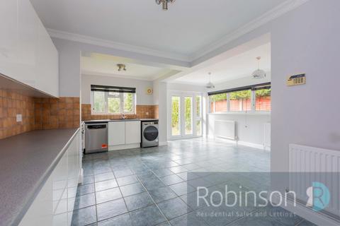 3 bedroom detached house to rent, Maidenhead SL6