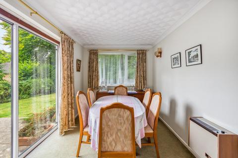 3 bedroom detached bungalow for sale, Portland Avenue, Salisbury