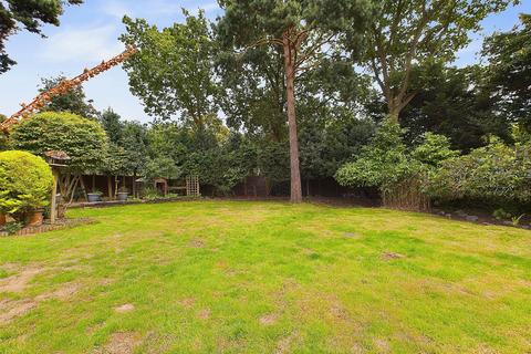 4 bedroom detached house for sale, Marlings Close, Chislehurst BR7