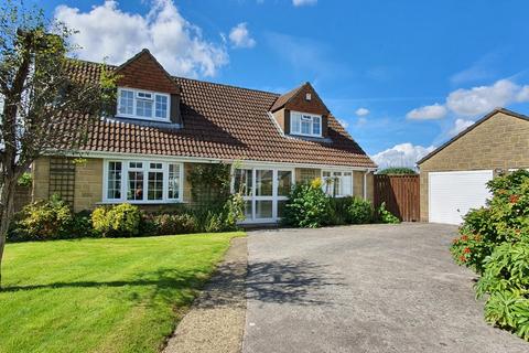 3 bedroom bungalow for sale, Whitehall Close, South Petherton, TA13