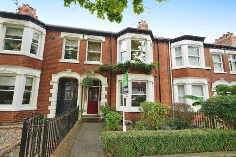 3 bedroom terraced house for sale, Marlborough Avenue, Hull