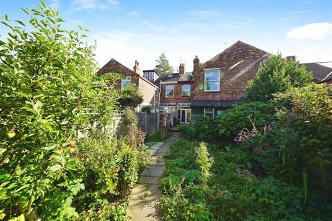 3 bedroom terraced house for sale, Marlborough Avenue, Hull