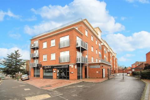 3 bedroom apartment to rent, Riverbank Point, Uxbridge, Middlesex