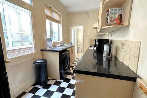 60 Bond Street, Stirchley, Birmingham, B30 2LA