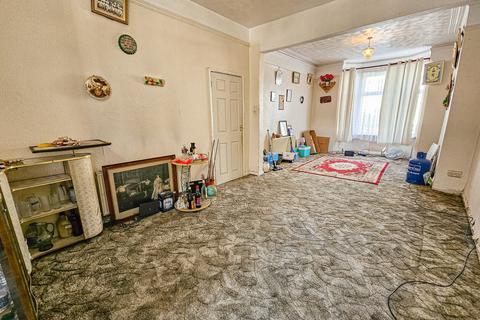 4 bedroom terraced house for sale, Manor Road, Rugby, CV21