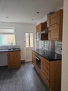 3 bedroom house to rent, Southill Road, Chatham ME4