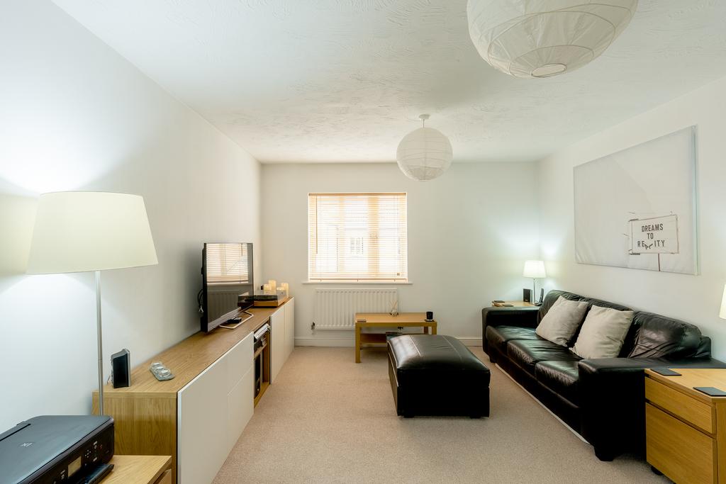 Stoke Gifford, Bristol BS34 2 bed coach house for sale £289,950