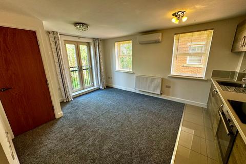 2 bedroom end of terrace house to rent, Holts Crest Way, Leeds, West Yorkshire, LS12