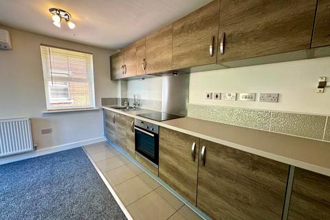 2 bedroom end of terrace house to rent, Holts Crest Way, Leeds, West Yorkshire, LS12