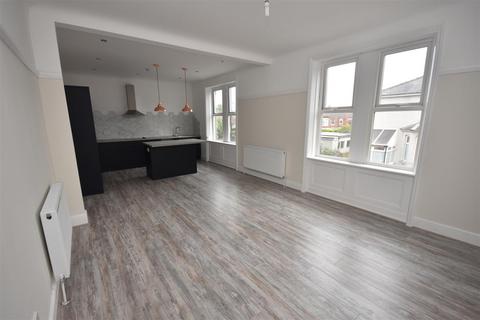 2 bedroom apartment to rent, Grosvenor Street, Wallasey