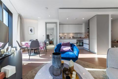 1 bedroom flat for sale, Westmark Tower, London W2