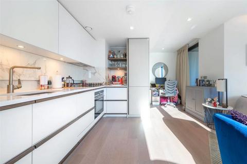 1 bedroom flat for sale, Westmark Tower, London W2