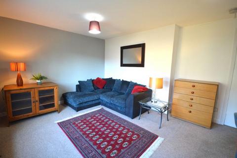 2 bedroom flat to rent, Main Street, Village, South Lanarkshire G74