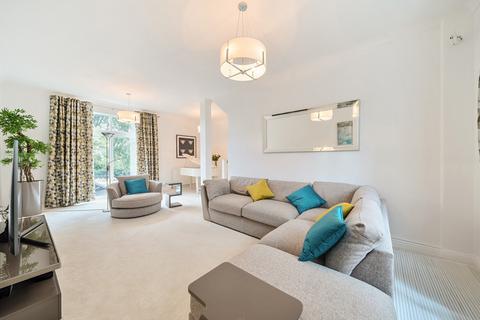 4 bedroom detached house for sale, Callow Field, Purley CR8