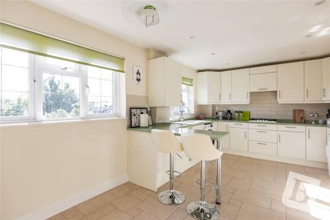 2 bedroom apartment for sale, Hall Lane, Upminster, RM14