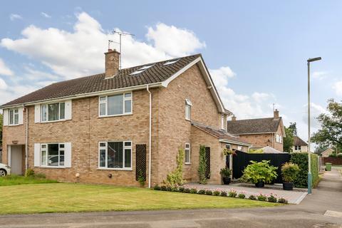 3 bedroom semi-detached house for sale, Treelands Drive, Gloucestershire GL53