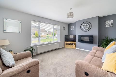 3 bedroom semi-detached house for sale, Treelands Drive, Gloucestershire GL53