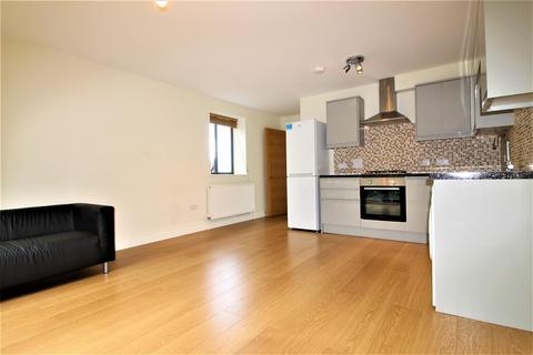 1 bedroom apartment to rent, 65 New Wanstead, London E11