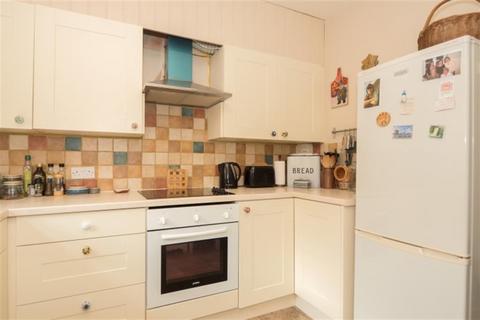 2 bedroom semi-detached house for sale, Priesthorpe Road, LS28