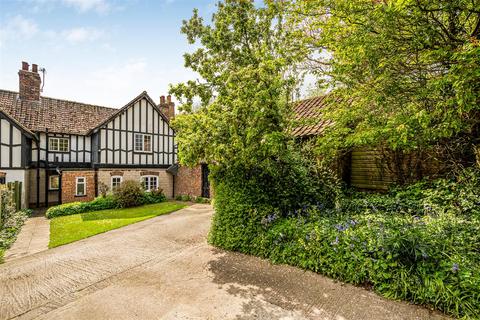 3 bedroom semi-detached house for sale, Ansdell House, Main,Street, Garton-On-The-Wolds, Driffield, YO25 3ET