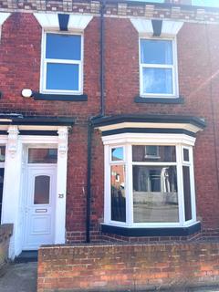 3 bedroom terraced house to rent, Johnson Street, Hartlepool TS26