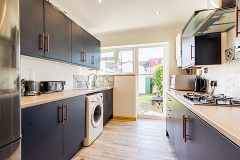 3 bedroom terraced house for sale, Springfield Road, Walthamstow, London, E17