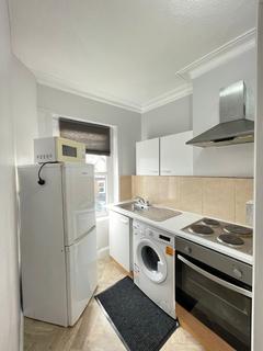 Studio to rent, N15 5AA