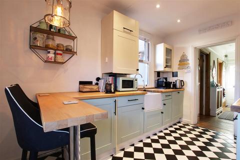 2 bedroom maisonette for sale, Fairfax Road, Hertford