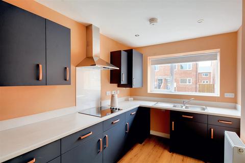 2 bedroom semi-detached house for sale, Malting Crescent, Beeston, Nottingham