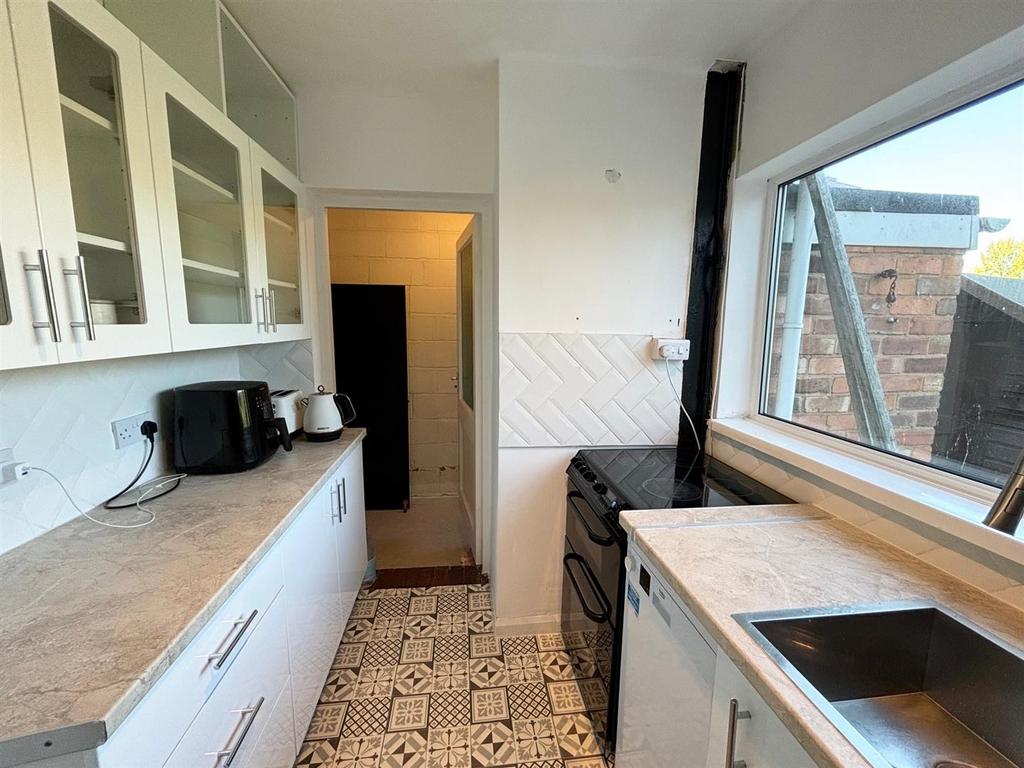 Cranes Park Road, Sheldon, Birmingham 3 bed house to rent £1,300 pcm