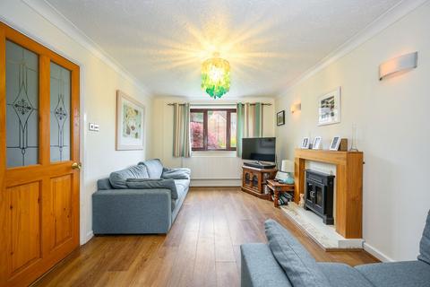 32 Chapel Mead, Penperlleni, Pontypool, NP4 0BR