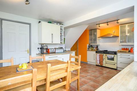 32 Chapel Mead, Penperlleni, Pontypool, NP4 0BR
