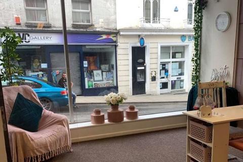 Shop to rent, Regency House, Haverfordwest, SA61