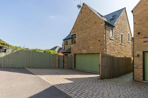 4 bedroom detached house for sale, Broadacres, Grasscroft, Saddleworth