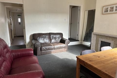 undefined, Hamilton Road, Coventry *FOUR LETTABLE ROOMS*