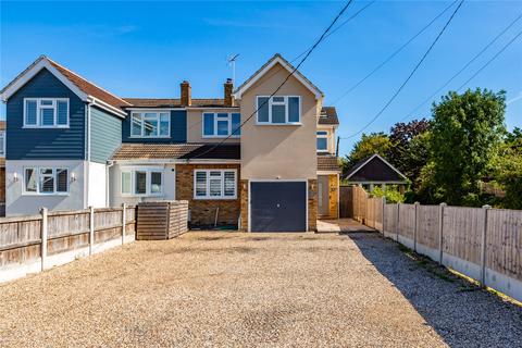 4 bedroom semi-detached house for sale, High Road North, Laindon, Basildon, Essex, SS15