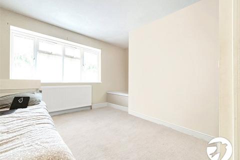 3 bedroom property to rent, Glendale Road, Erith, DA8