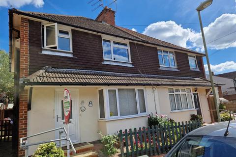 3 bedroom semi-detached house for sale, Alexandra Road, Aldershot