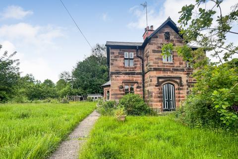 3 bedroom cottage for sale, 1 Vale Royal Lock Cottage, Davenham, Cheshire, CW8 2BB