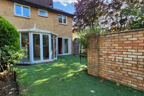 4 bedroom end of terrace house to rent, Hawkswell Close,  Woking,  GU21