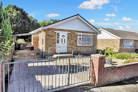 2 bedroom detached bungalow for sale, Woodlands Park, Kenfig Hill CF33