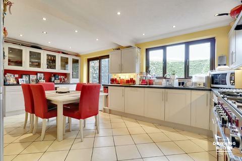 4 bedroom detached house for sale, Lichfield WS14